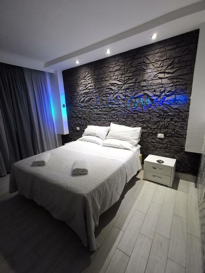 Hotel Clinton Casoria Esterno foto